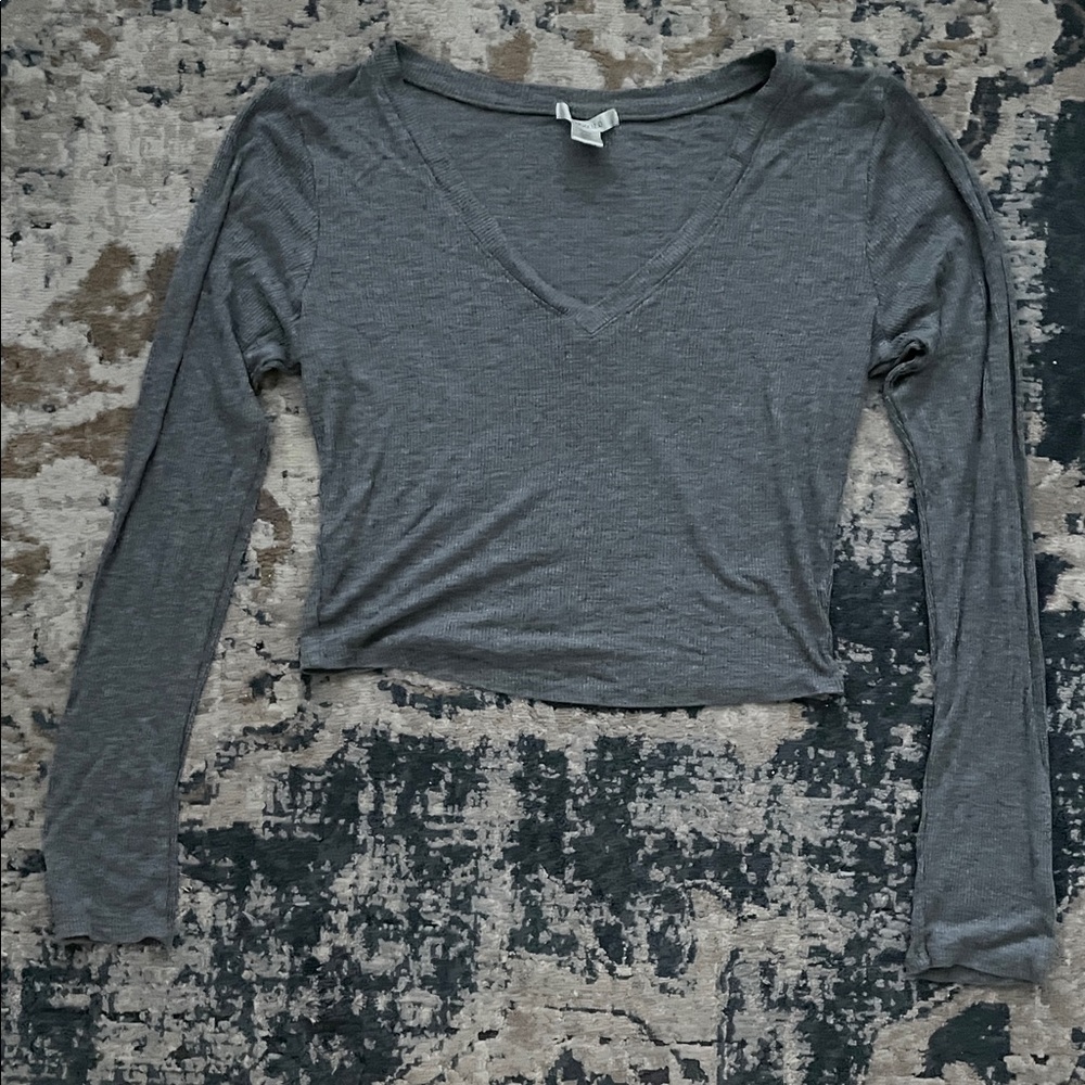 Bozzolo Charcoal Long Sleeve V-Neck Top